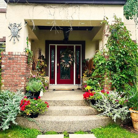 Wolf Creek Bed And Breakfast Ponoka Exterior foto